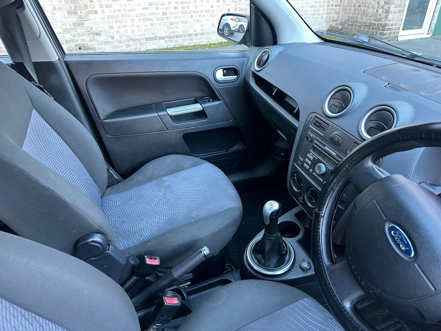 Used Ford Fusion 2006 for sale - 76687581: Photo 10