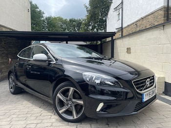 Used Volvo V40 2016 for sale - 75521437: Photo