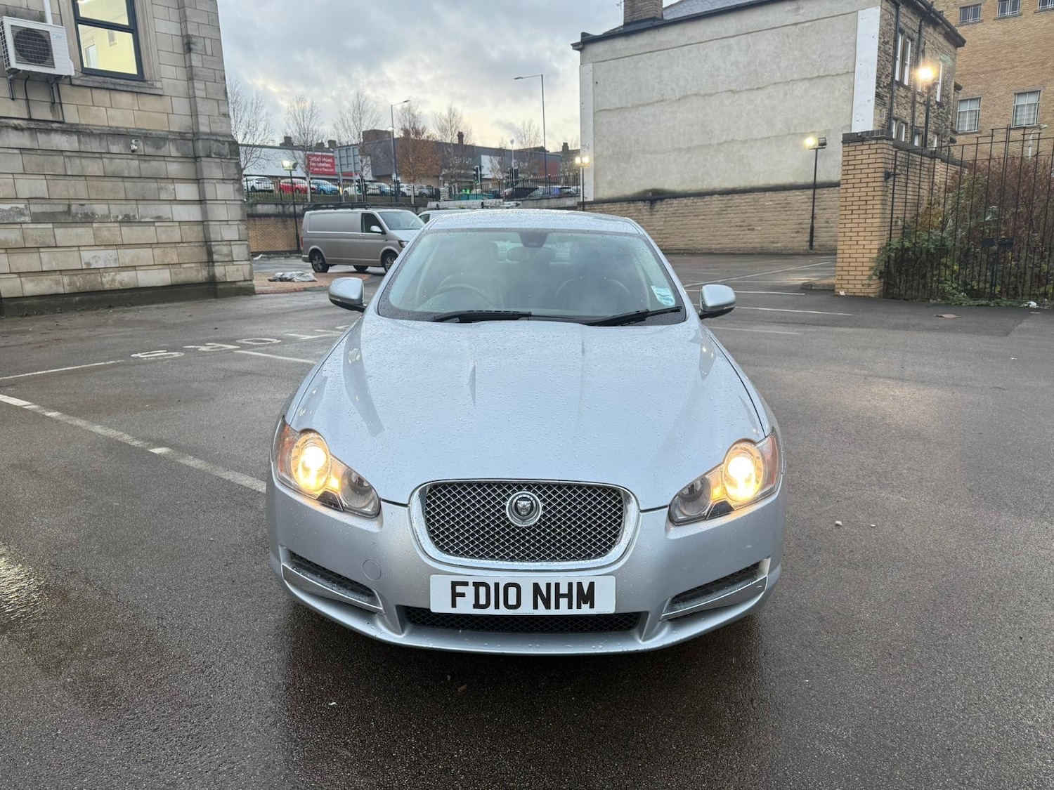 Used Jaguar XF 2010 for sale - 76778088: Photo 2