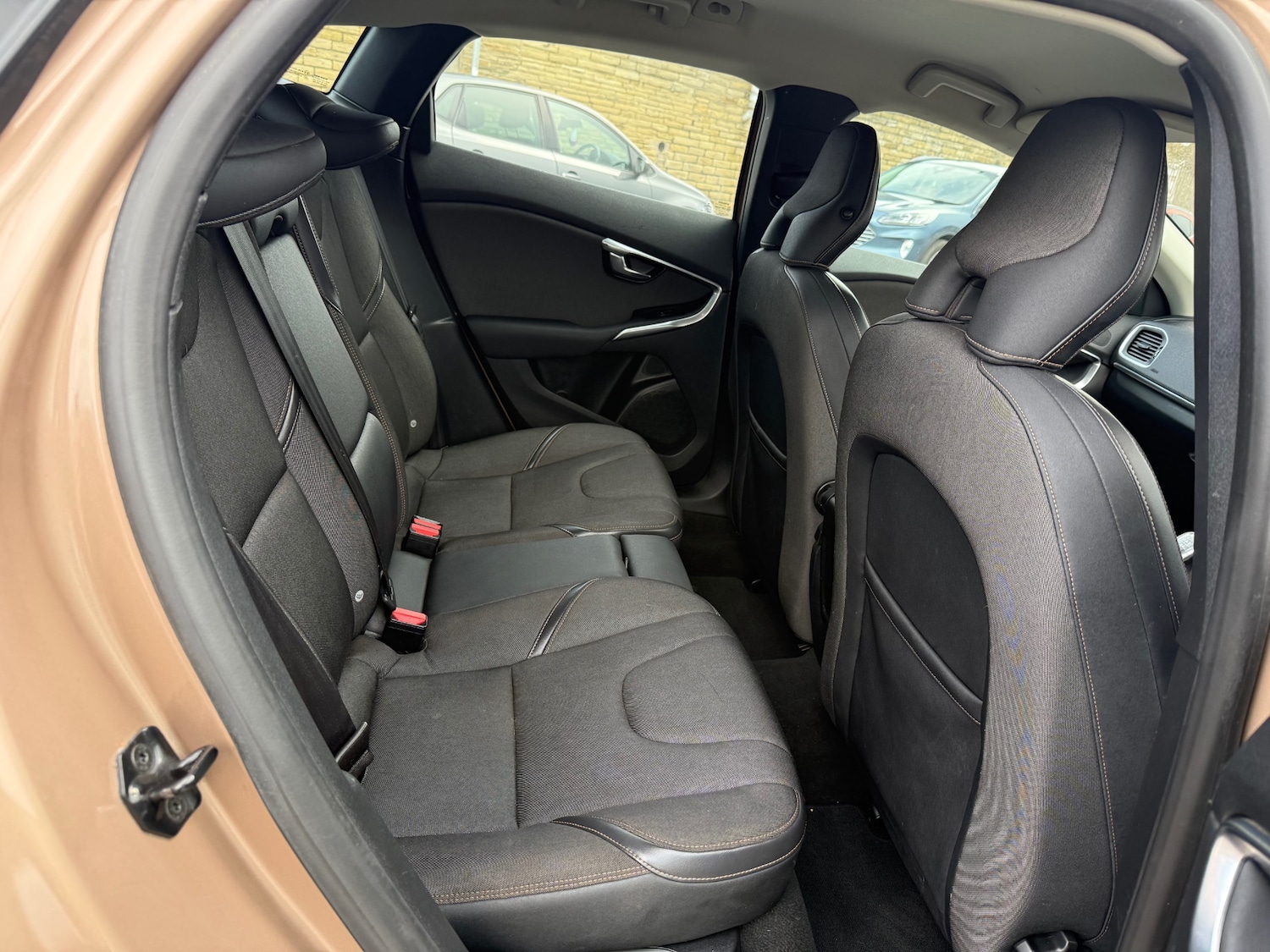 Used Volvo V40 2013 for sale - 78212103: Photo 10