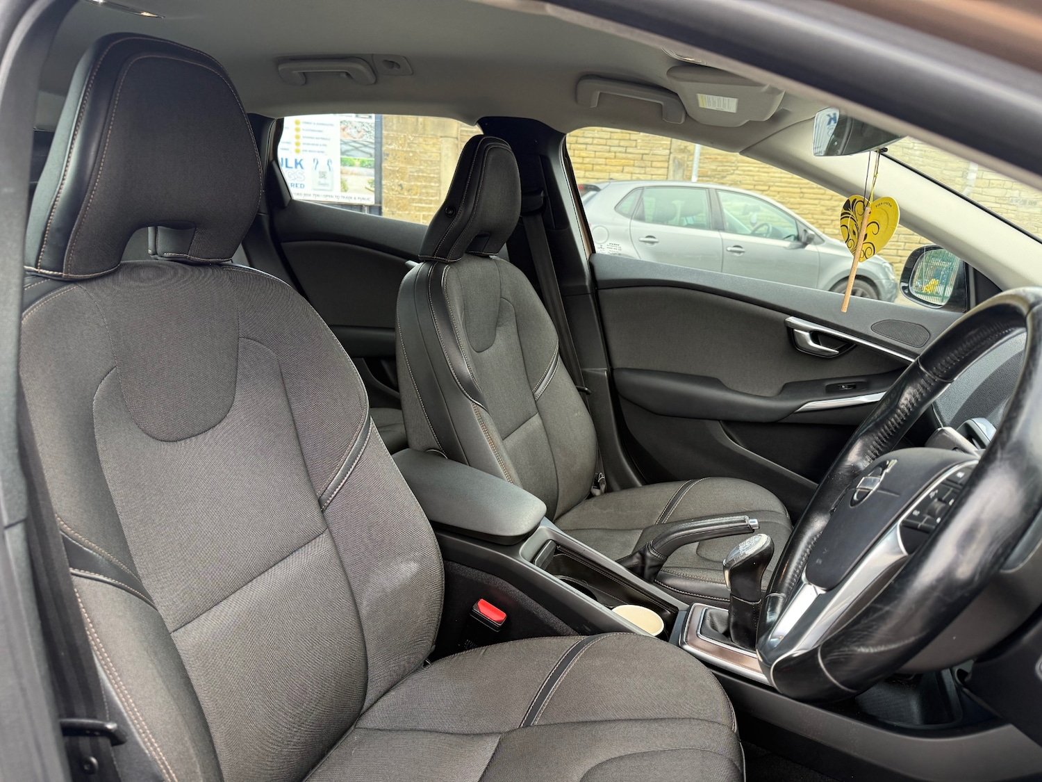 Used Volvo V40 2013 for sale - 78212103: Photo 13