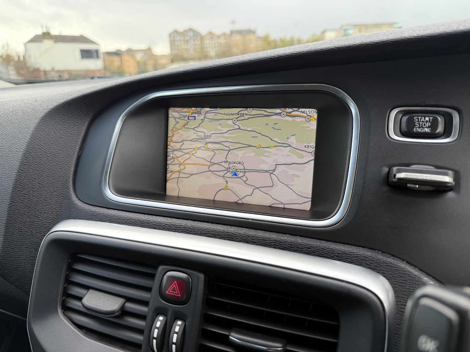 Used Volvo V40 2013 for sale - 78212103: Photo 15