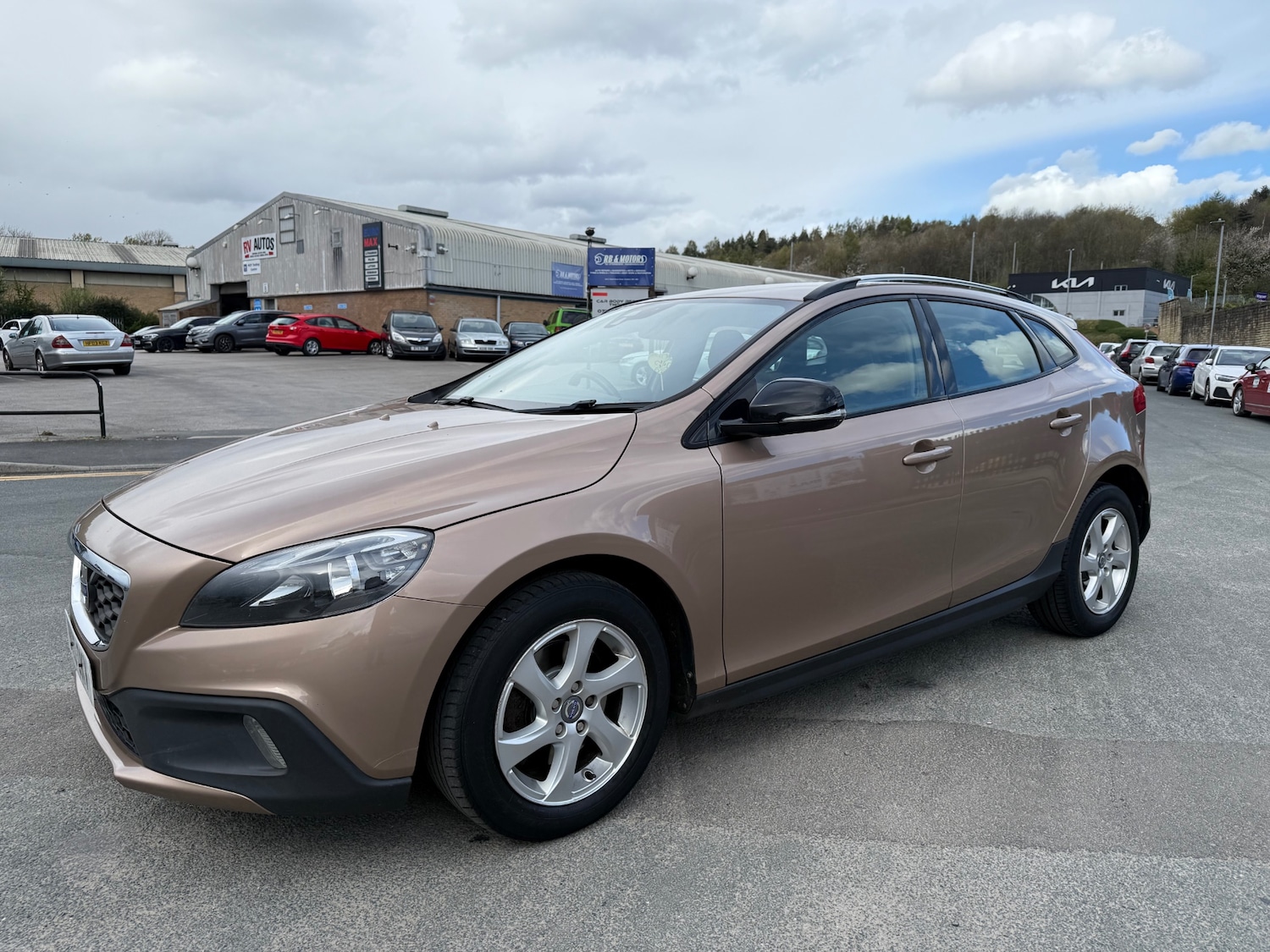 Used Volvo V40 2013 for sale - 78212103: Photo 4