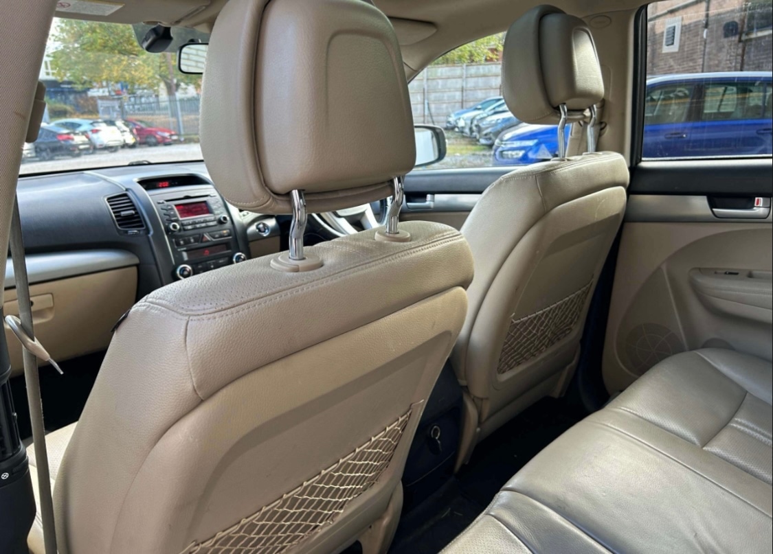 Used Kia Sorento 2010 for sale - 76520920: Photo 13