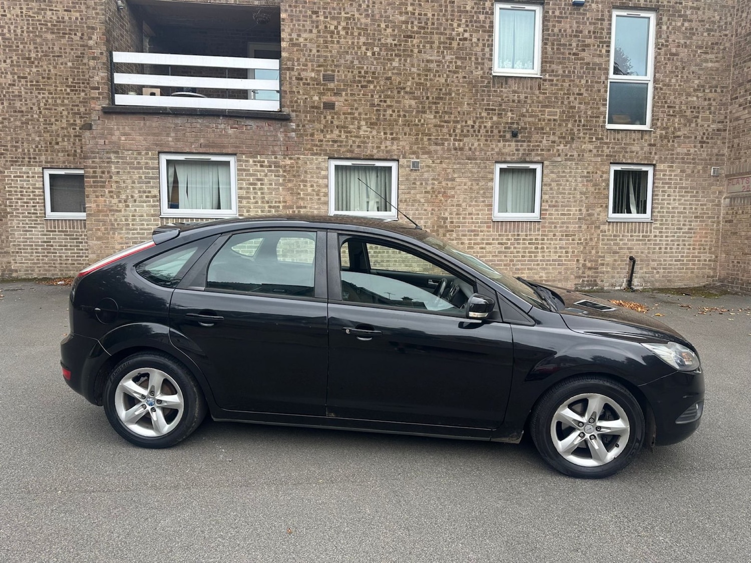 Used Ford Focus 2010 for sale - 76316555: Photo 7