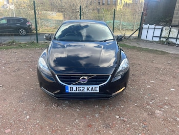 Used Volvo V40 2012 for sale - 77889359: Photo