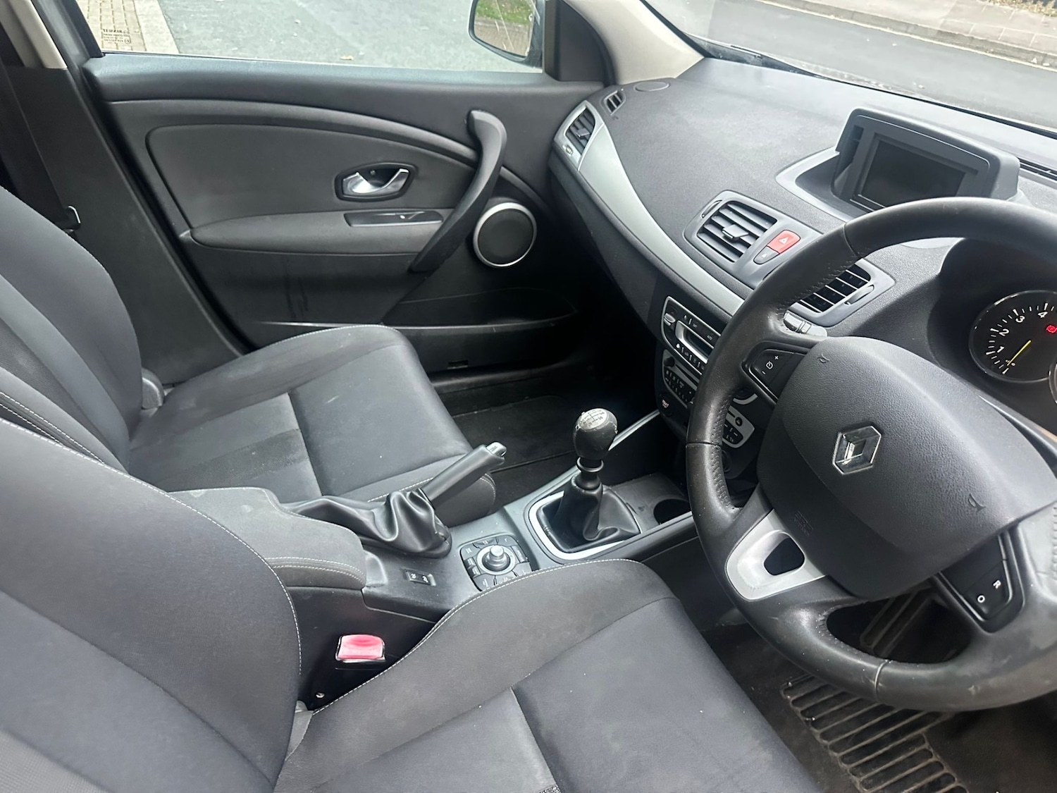 Used Renault Megane 2009 for sale - 76411469: Photo 8