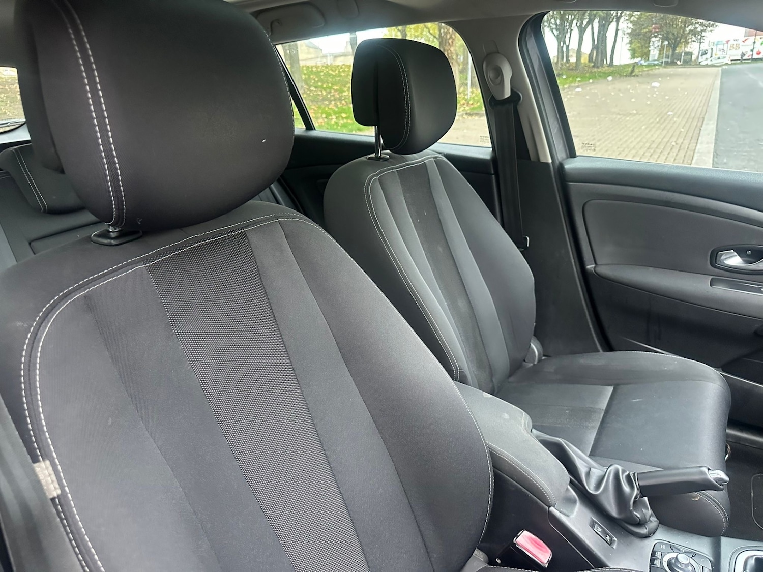 Used Renault Megane 2009 for sale - 76411469: Photo 9