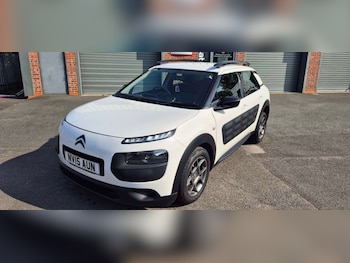 Used Citroen C4 Cactus 2015 for sale - 75645462: Photo