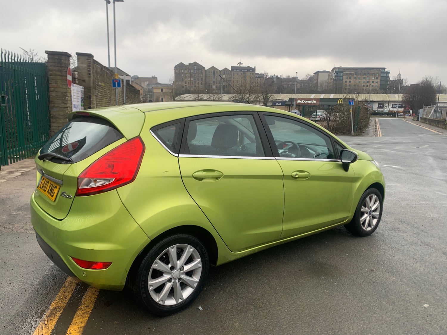 Used Ford Fiesta 2010 for sale - 77370732: Photo 8