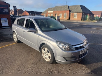 2007 (56) - 1.4i 16V Club 5dr