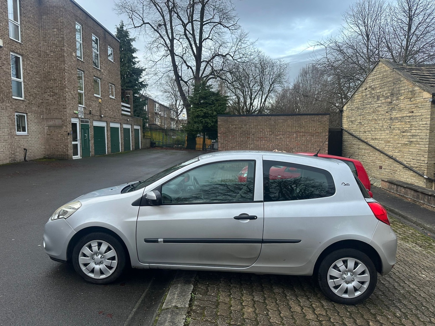 Used Renault Clio 2011 for sale - 76951401: Photo 7