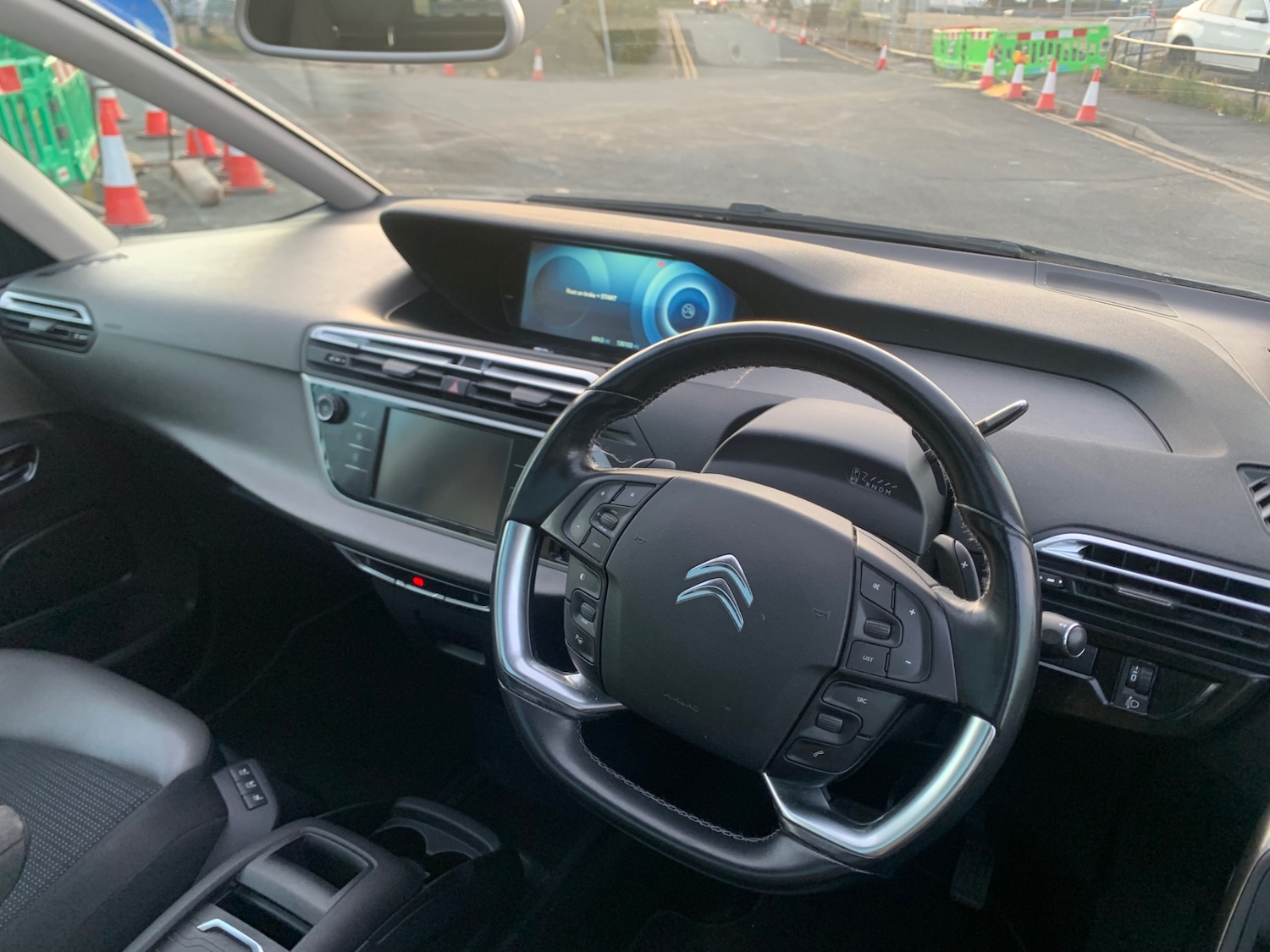Used Citroen C4 Grand Picasso 2016 for sale - 76372170: Photo 11