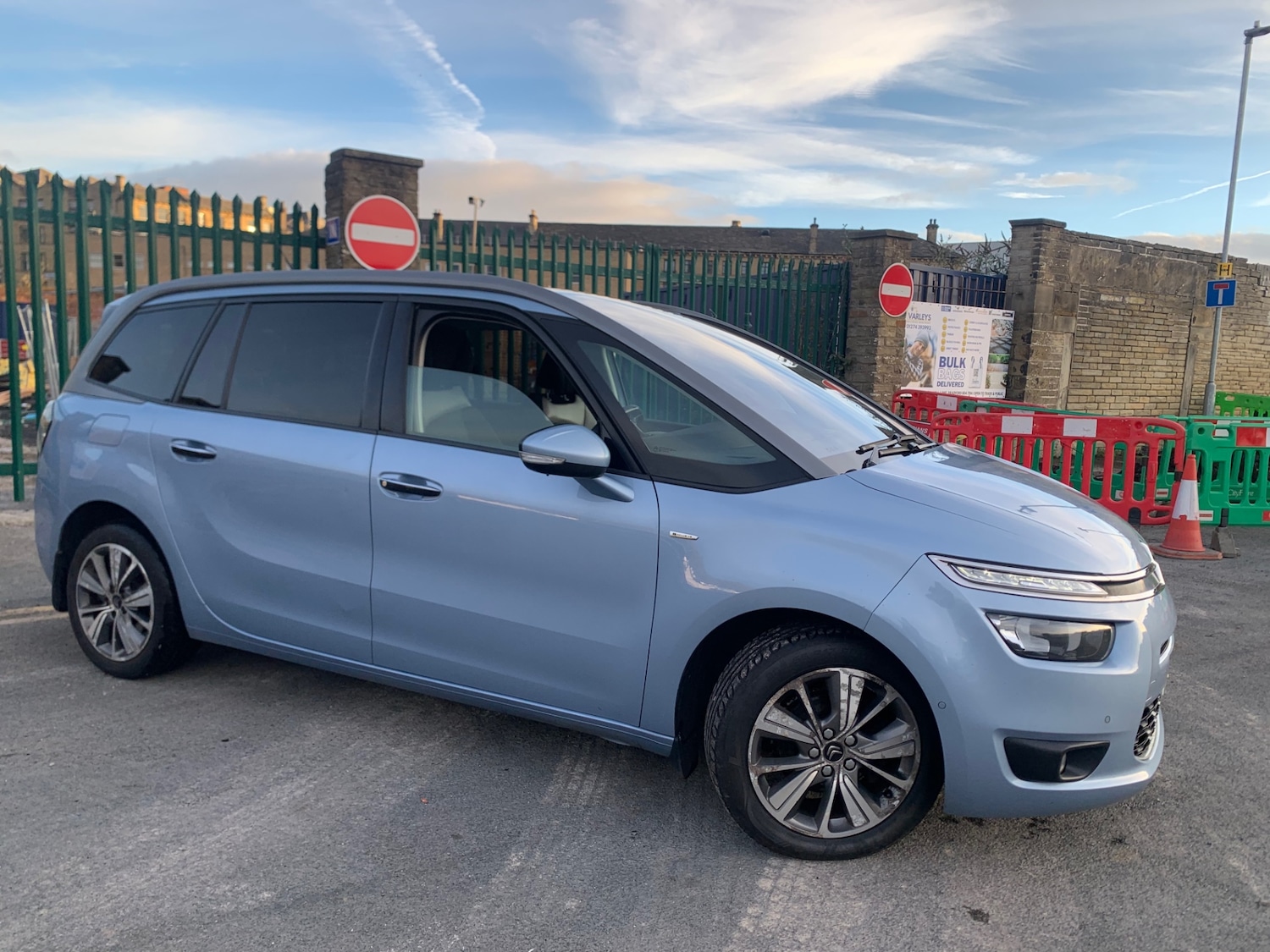 Used Citroen C4 Grand Picasso 2016 for sale - 76372170: Photo 2