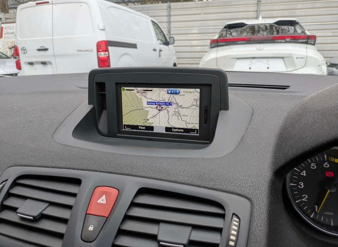 Used Renault Megane 2011 for sale - 77567933: Photo 10