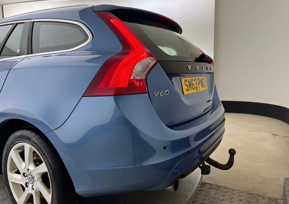 Used Volvo V60 2014 for sale - 77509632: Photo 14