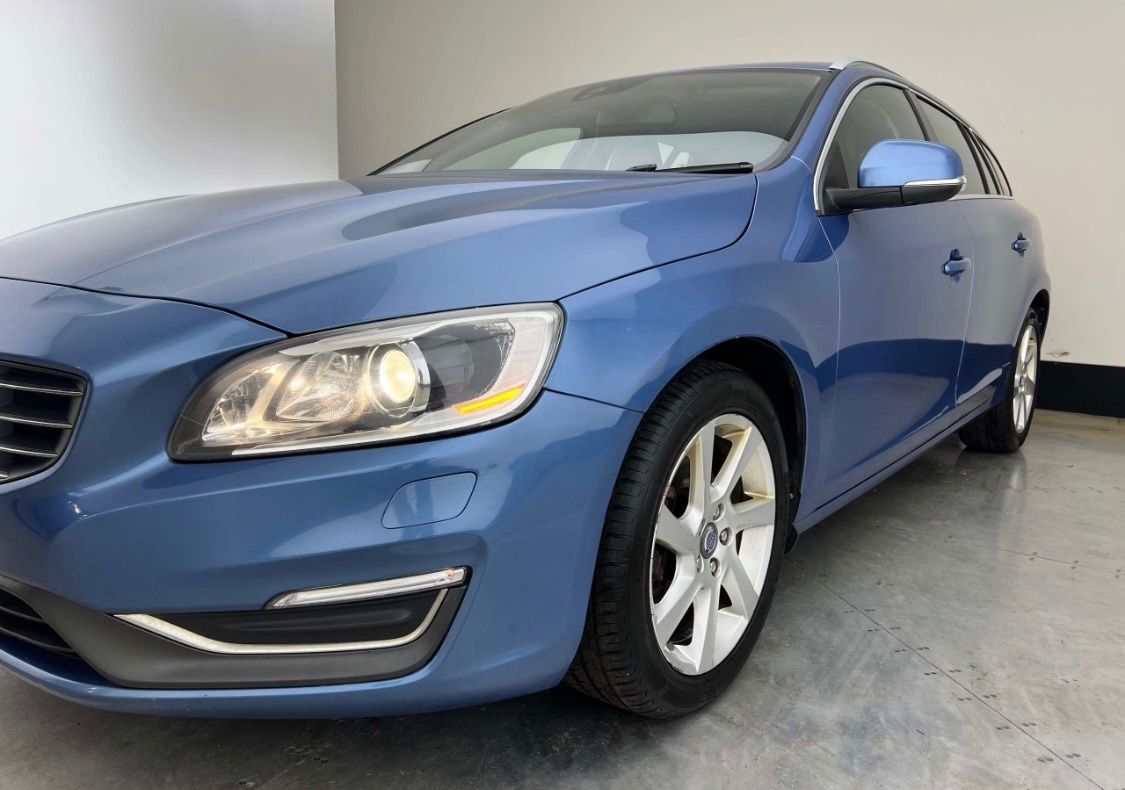 Used Volvo V60 2014 for sale - 77509632: Photo 15