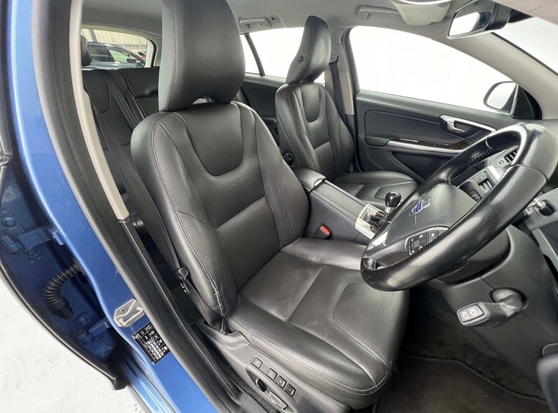 Used Volvo V60 2014 for sale - 77509632: Photo 20