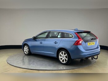 Used Volvo V60 2014 for sale - 77509632: Photo