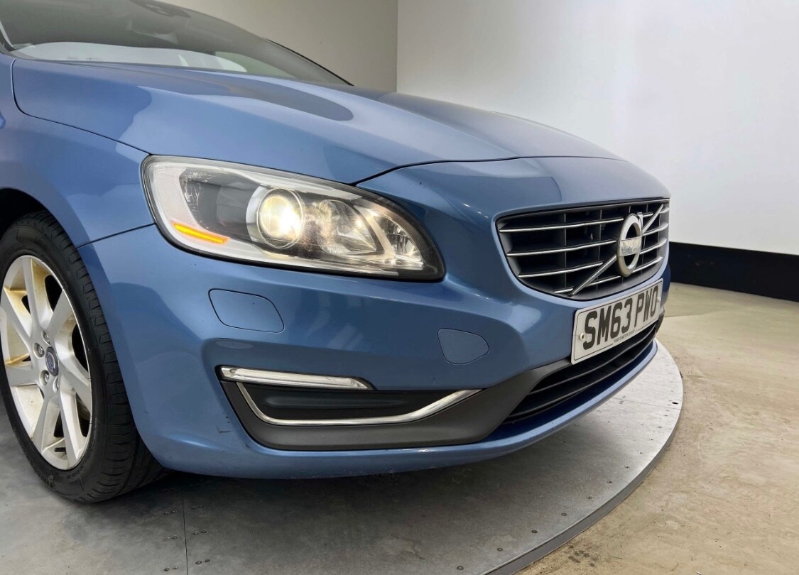 Used Volvo V60 2014 for sale - 77509632: Photo 9