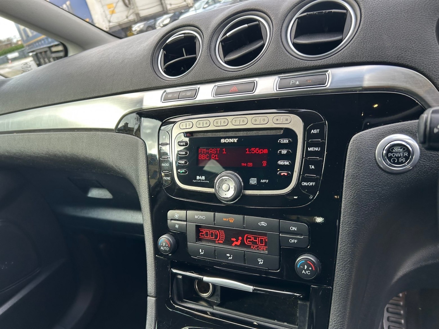 Used Ford S-Max 2013 for sale - 77782110: Photo 15