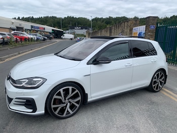 Used Volkswagen Golf 2017 for sale - 75587508: Photo