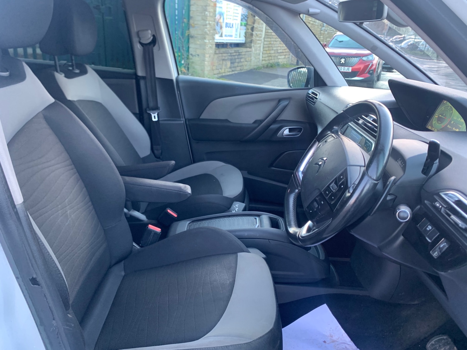 Used Citroen C4 Grand Picasso 2014 for sale - 76893344: Photo 11