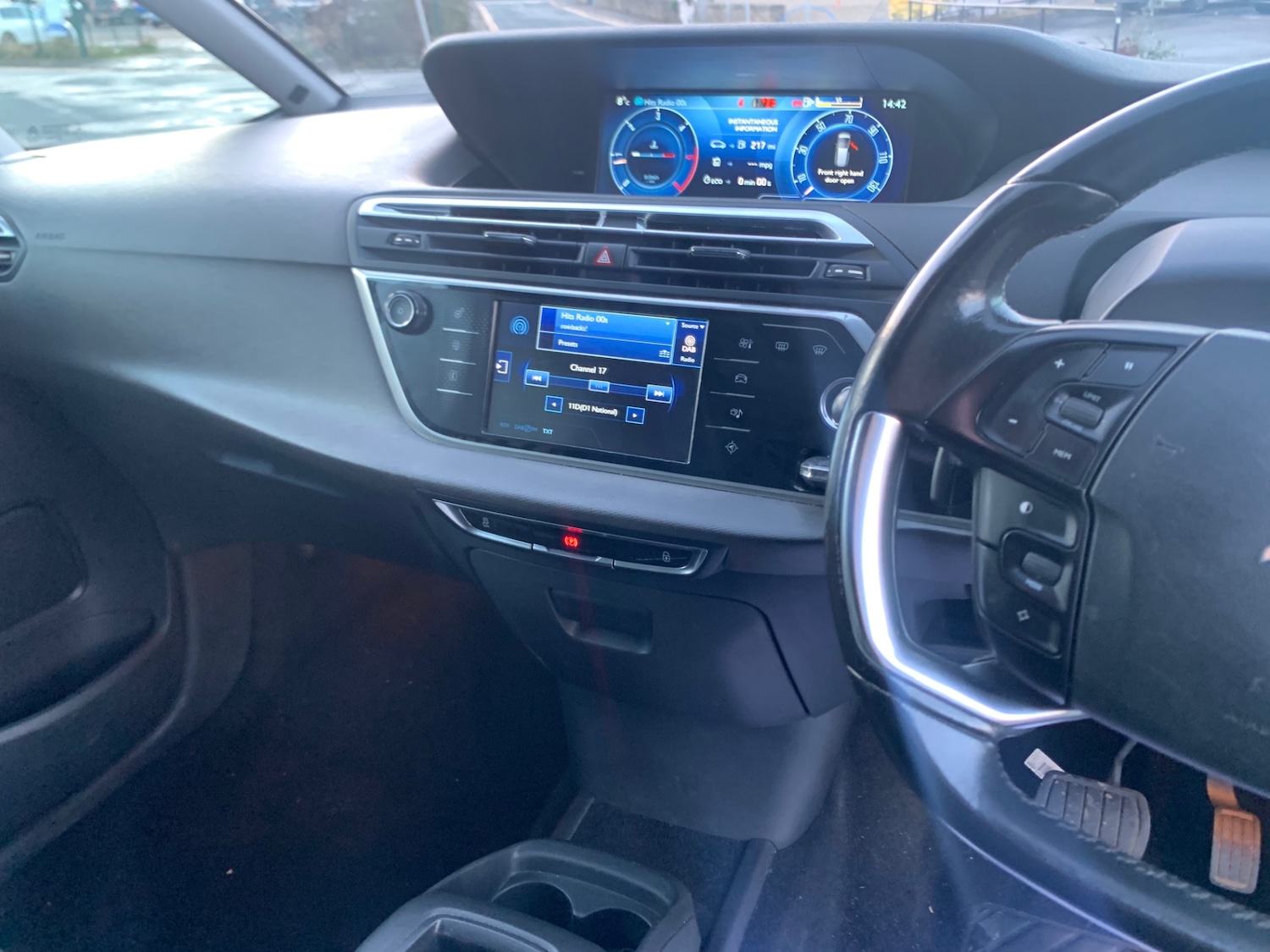 Used Citroen C4 Grand Picasso 2014 for sale - 76893344: Photo 15