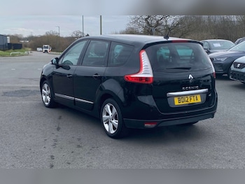 Used Renault Grand Scenic 2012 for sale - 77708266: Photo