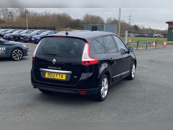 Used Renault Grand Scenic 2012 for sale - 77708266: Photo