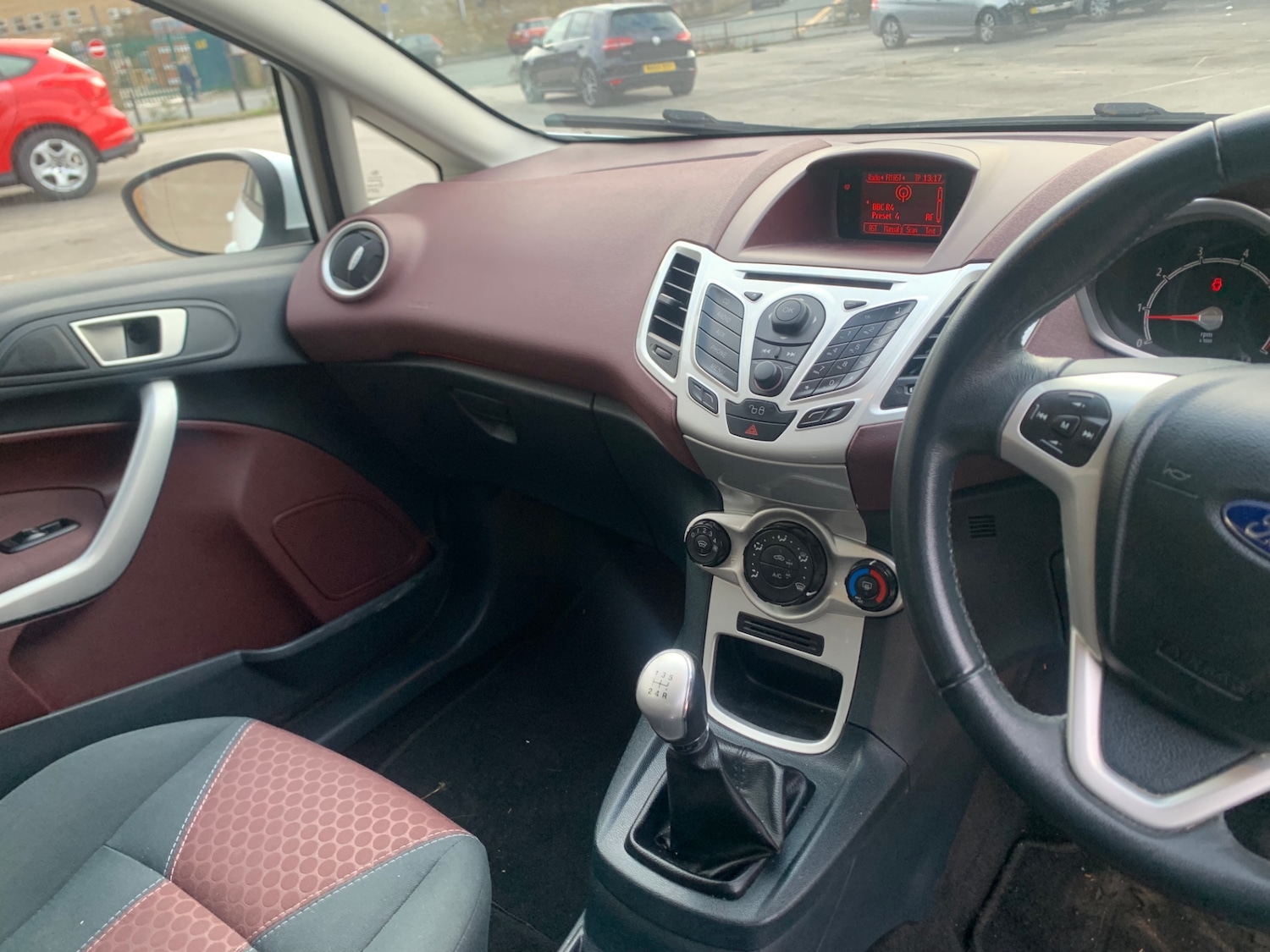 Used Ford Fiesta 2012 for sale - 77049325: Photo 11