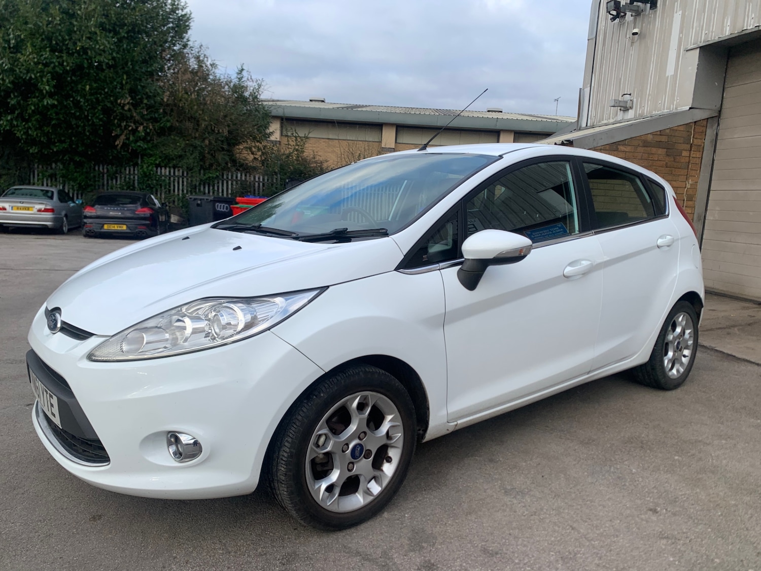 Used Ford Fiesta 2012 for sale - 77049325: Photo 4