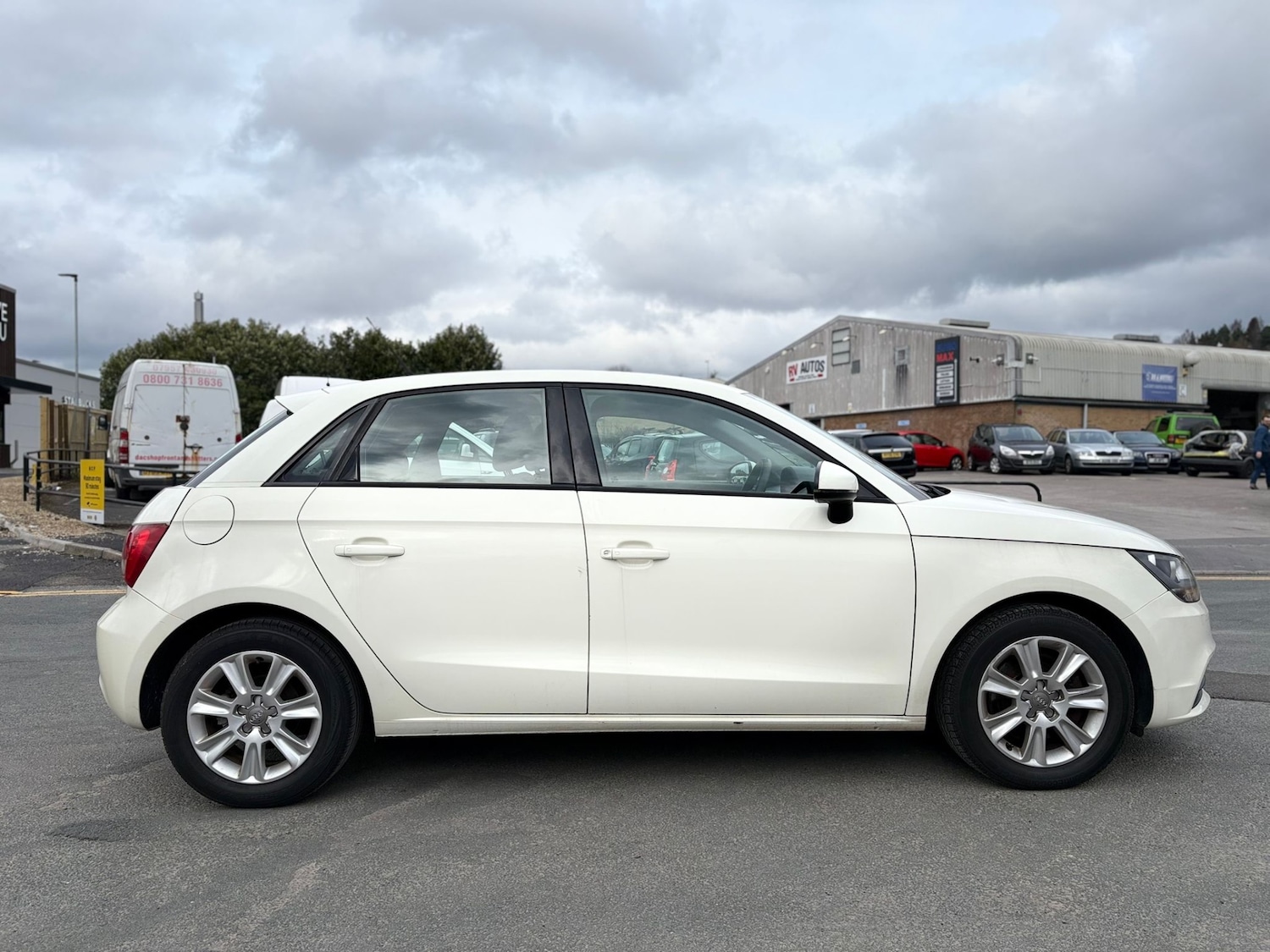 Used Audi A1 2013 for sale - 77595522: Photo 5