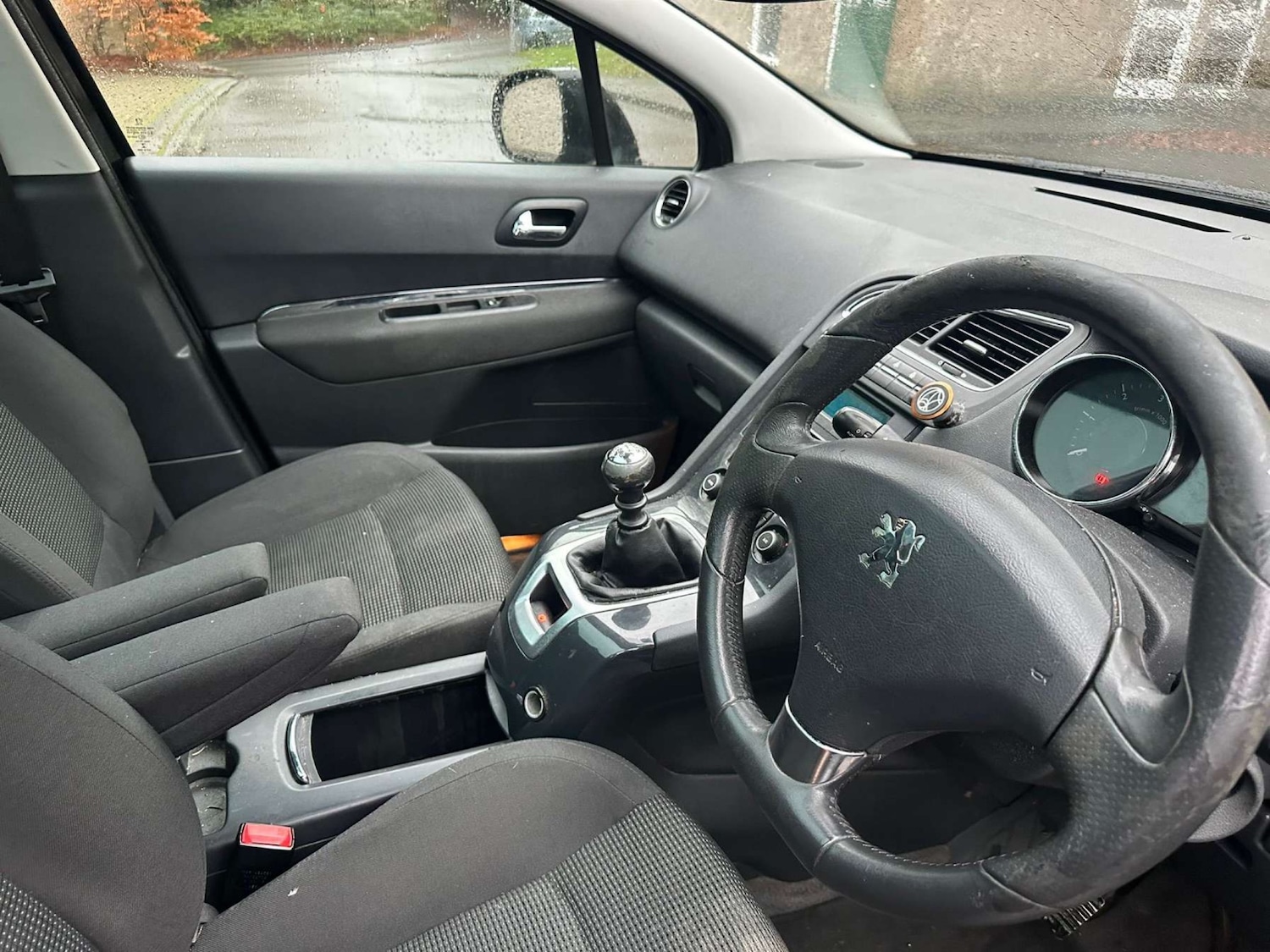 Used Peugeot 5008 2013 for sale - 77245647: Photo 10