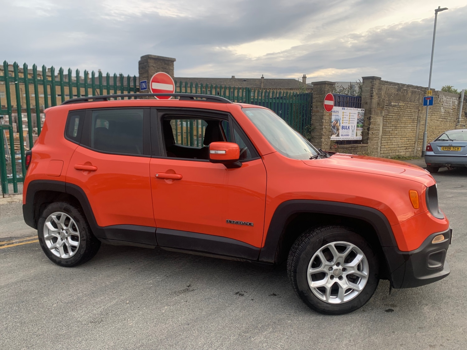 Used Jeep Renegade 2015 for sale - 76149785: Photo 4