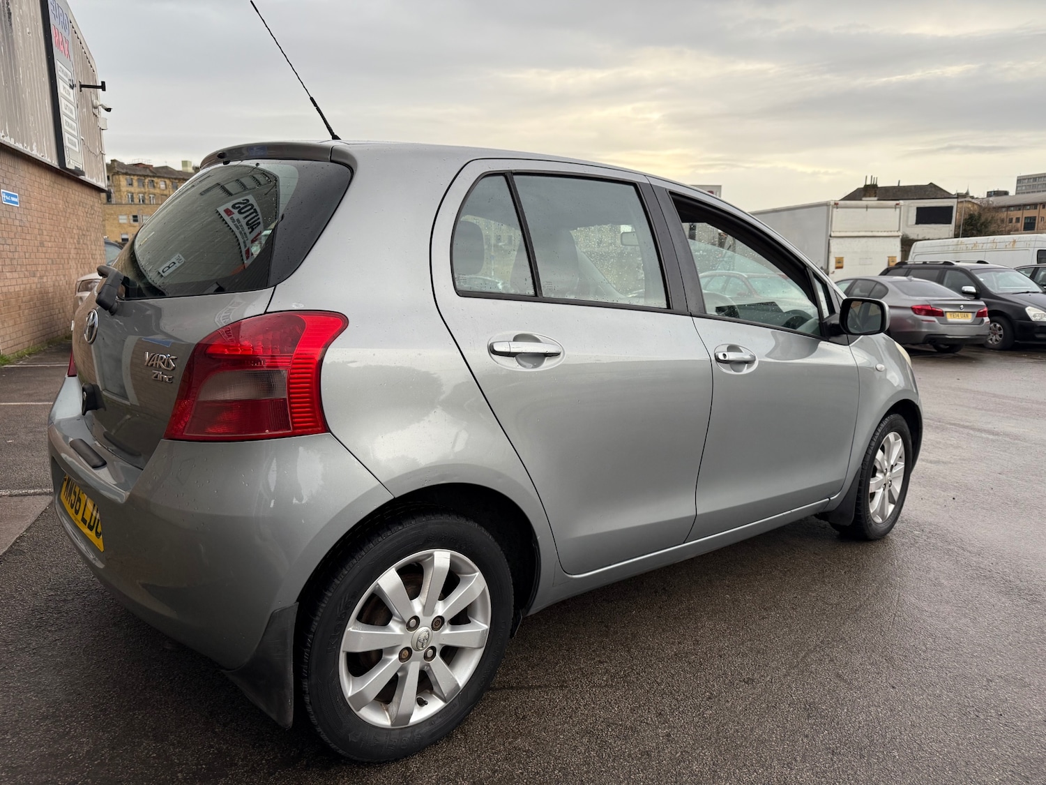 Used Toyota Yaris 2007 for sale - 76942303: Photo 8