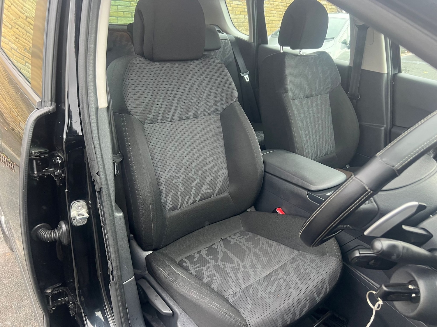 Used Peugeot 3008 2010 for sale - 76726180: Photo 10