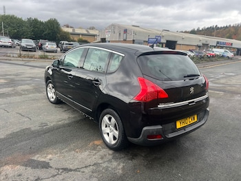 Used Peugeot 3008 2010 for sale - 76726180: Photo