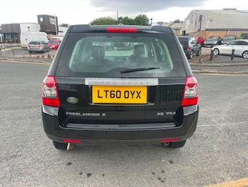 Used Land Rover Freelander 2010 for sale - 79676372: Photo
