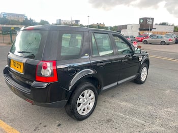 Used Land Rover Freelander 2010 for sale - 79676372: Photo