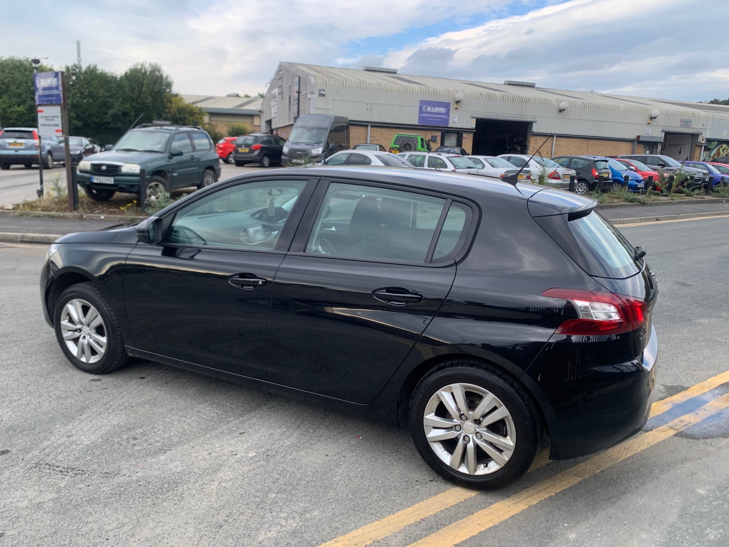 Used Peugeot 308 2014 for sale - 76149800: Photo 6