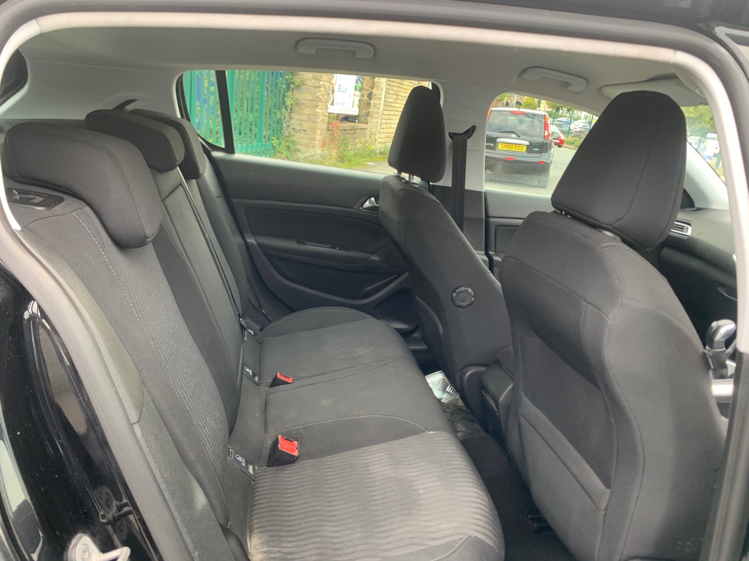 Used Peugeot 308 2014 for sale - 76149800: Photo 9