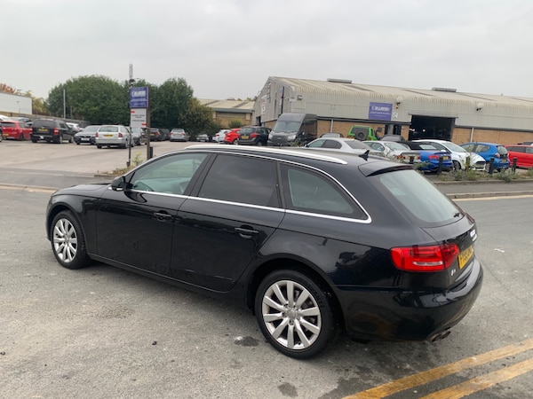Used Audi A4 2009 for sale - 76305461: Photo 6