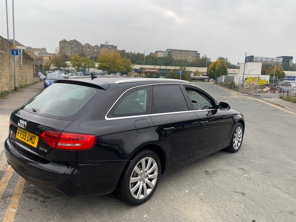 Used Audi A4 2009 for sale - 76305461: Photo 8