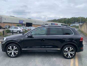 Used Volkswagen Touareg 2014 for sale - 76093561: Photo