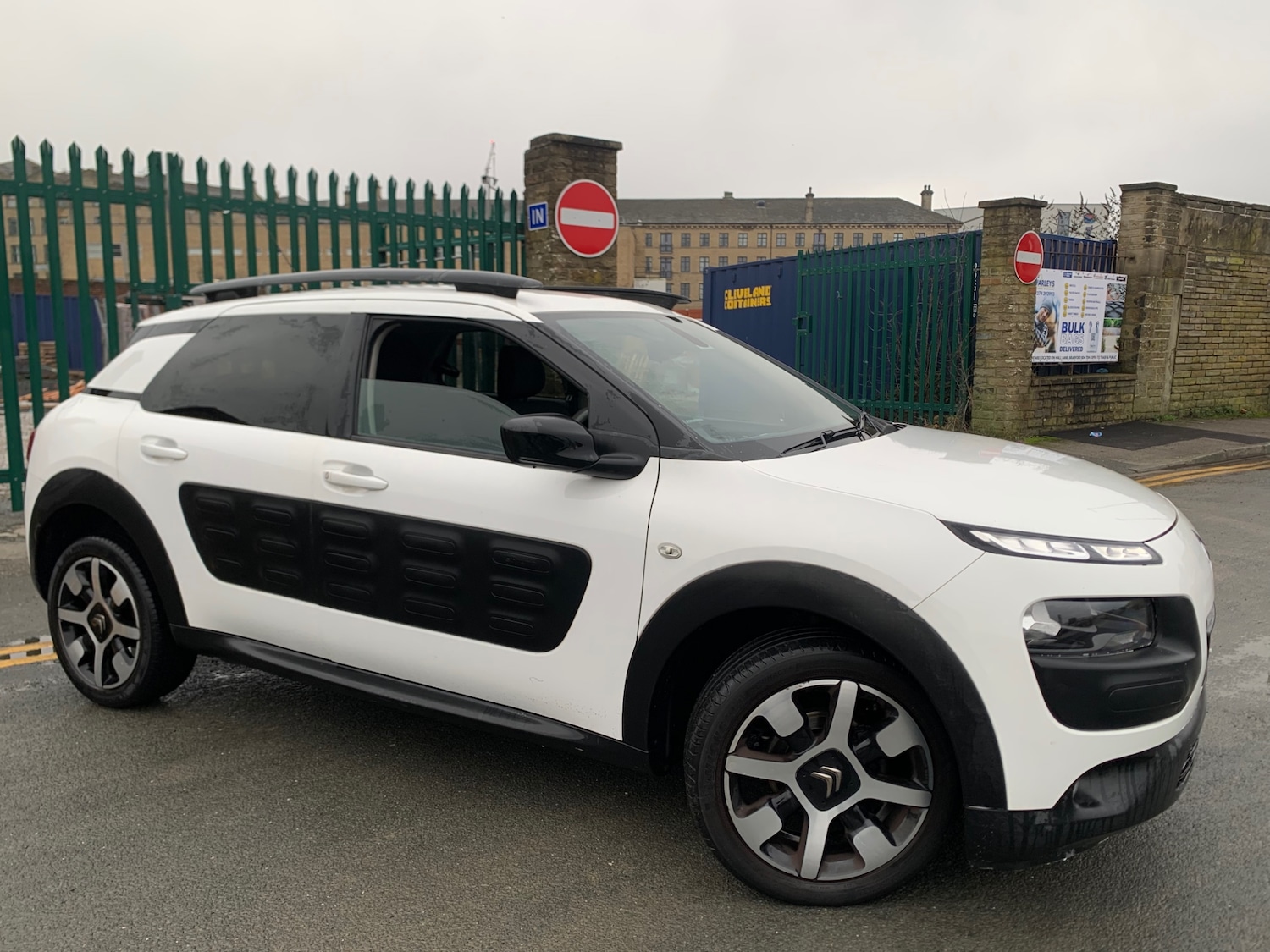 Used Citroen C4 Cactus 2015 for sale - 77409285: Photo 3