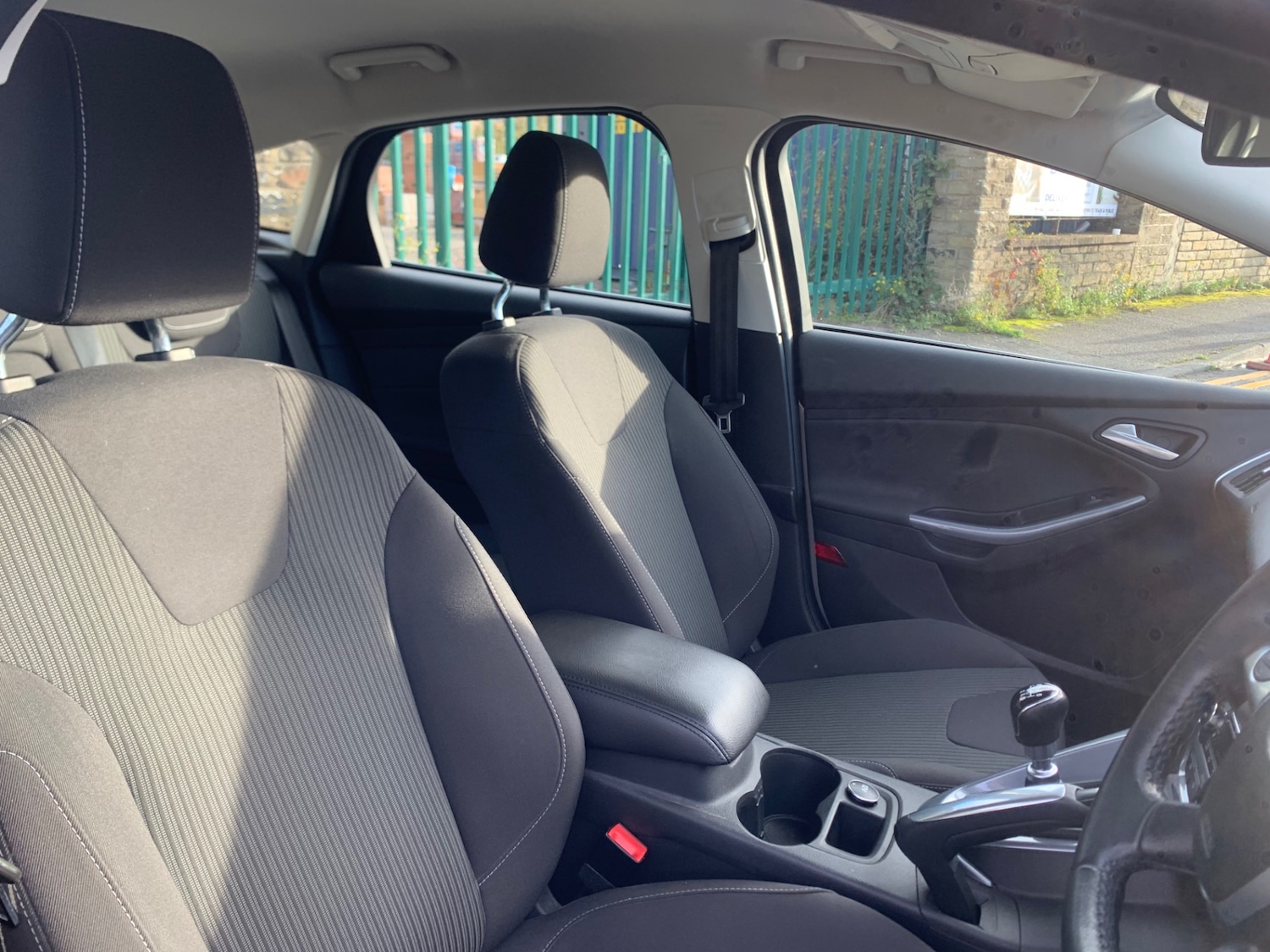 Used Ford Focus 2012 for sale - 76348710: Photo 11