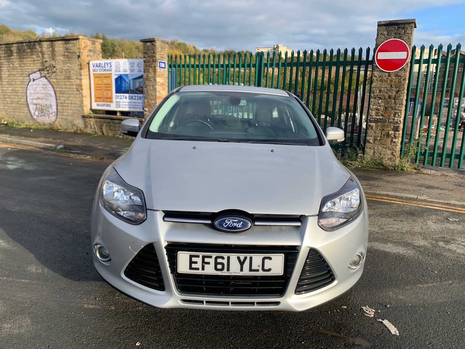 Used Ford Focus 2012 for sale - 76348710: Photo 2
