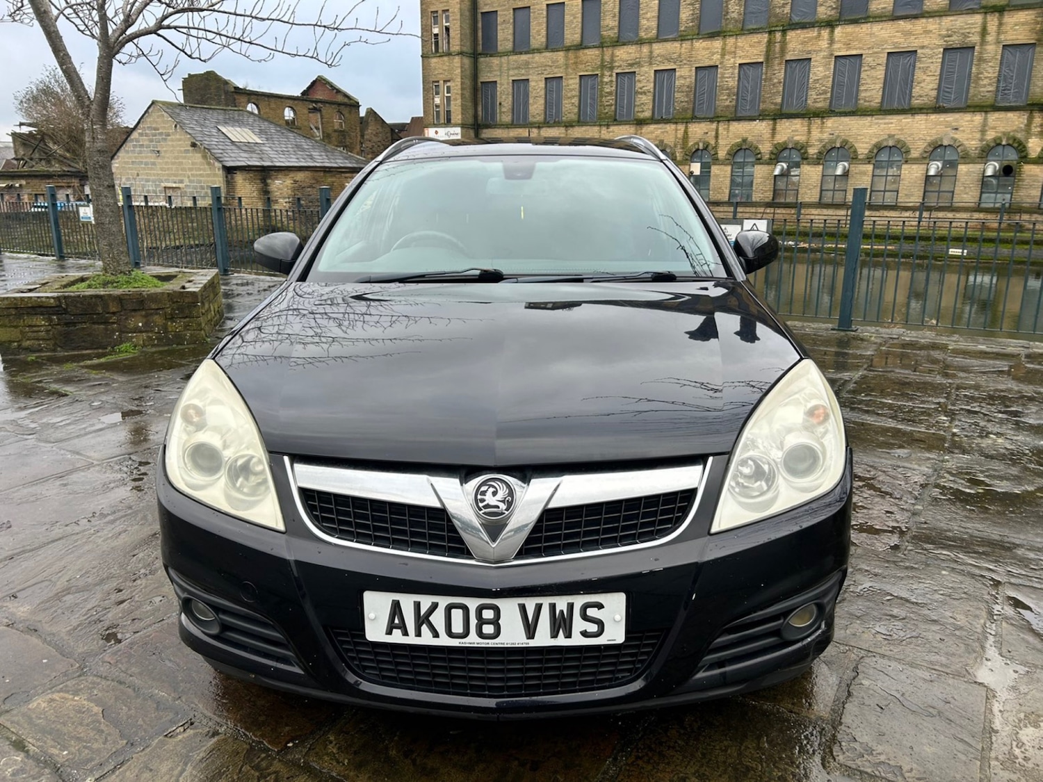 Used Vauxhall Vectra 2008 for sale - 77508222: Photo 2