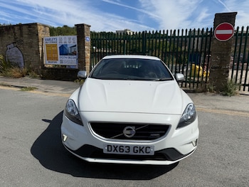 Used Volvo V40 2013 for sale - 79489972: Photo